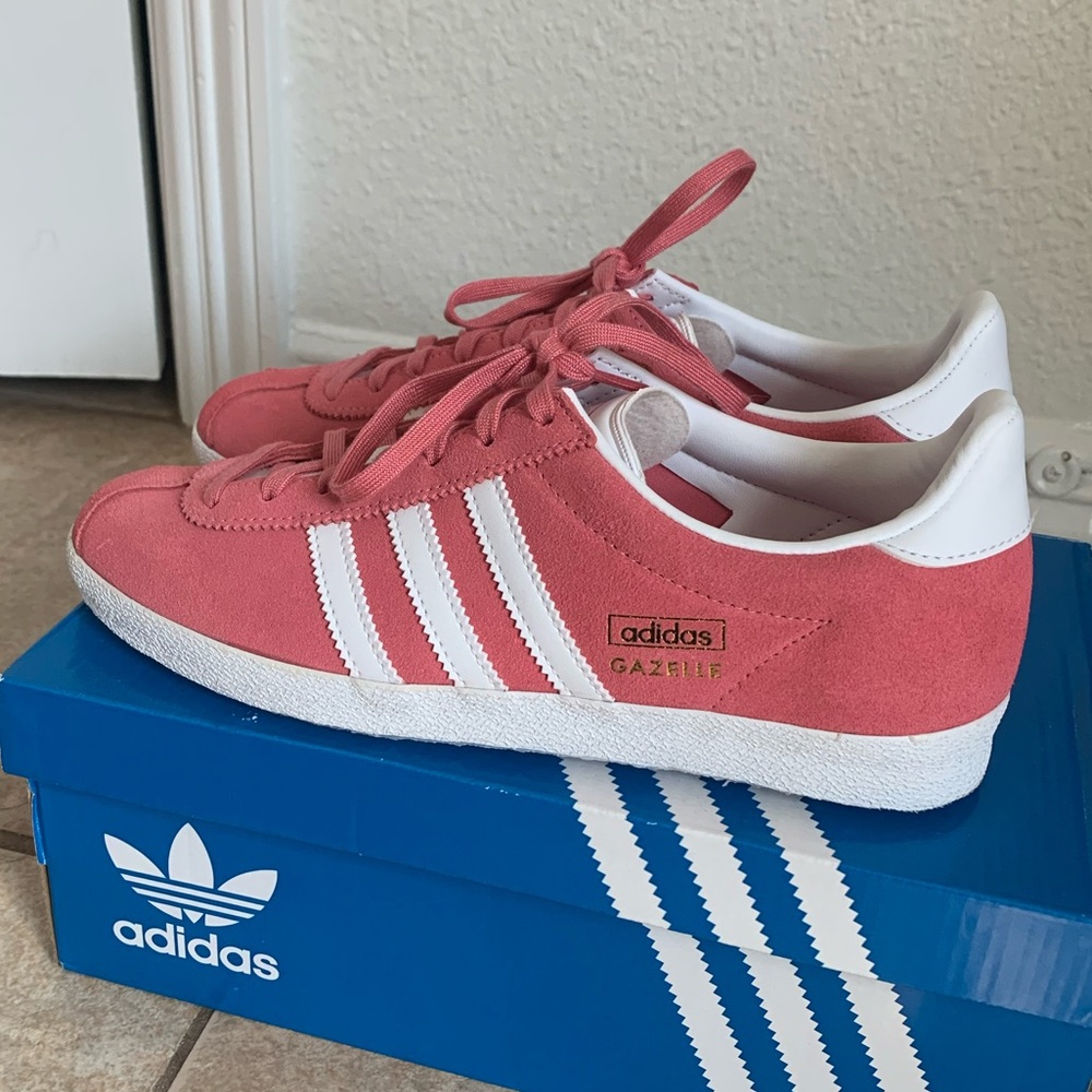 Adidas - Picture 6 of 8